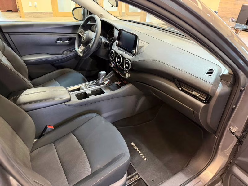 2024 Nissan Sentra SV Sedan 4D FWD