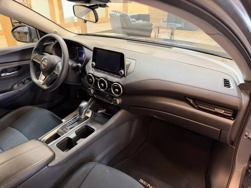 2024 Nissan Sentra SV Sedan 4D FWD