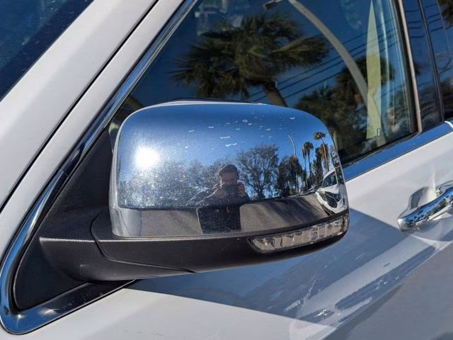 2019 Bright White Clearcoat Jeep Grand Cherokee Limited 4X4 SUV