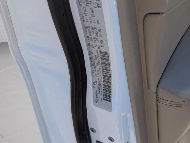 2019 Bright White Clearcoat Jeep Grand Cherokee Limited 4X4 SUV