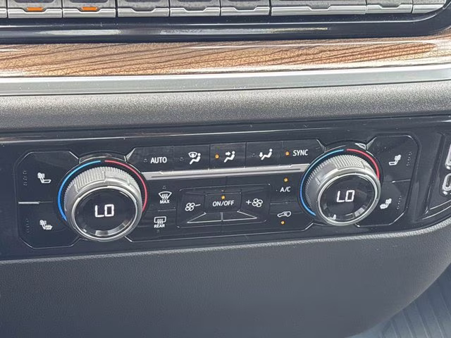 2023 Northsky Blue Metallic Chevrolet Silverado 1500 LT 4X4 Truck