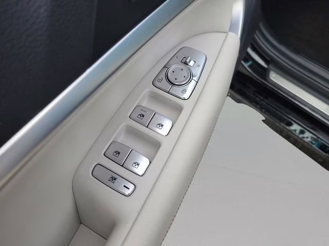 2024 Vik Black Genesis G70 2.5T RWD Sedan