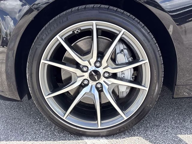 2024 Vik Black Genesis G70 2.5T RWD Sedan