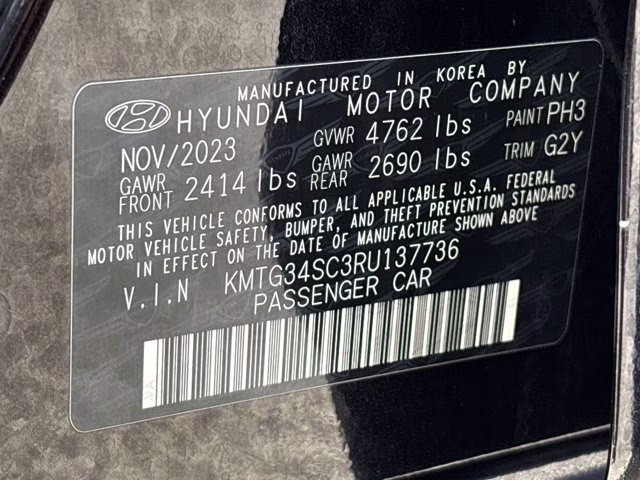2024 Vik Black Genesis G70 2.5T RWD Sedan