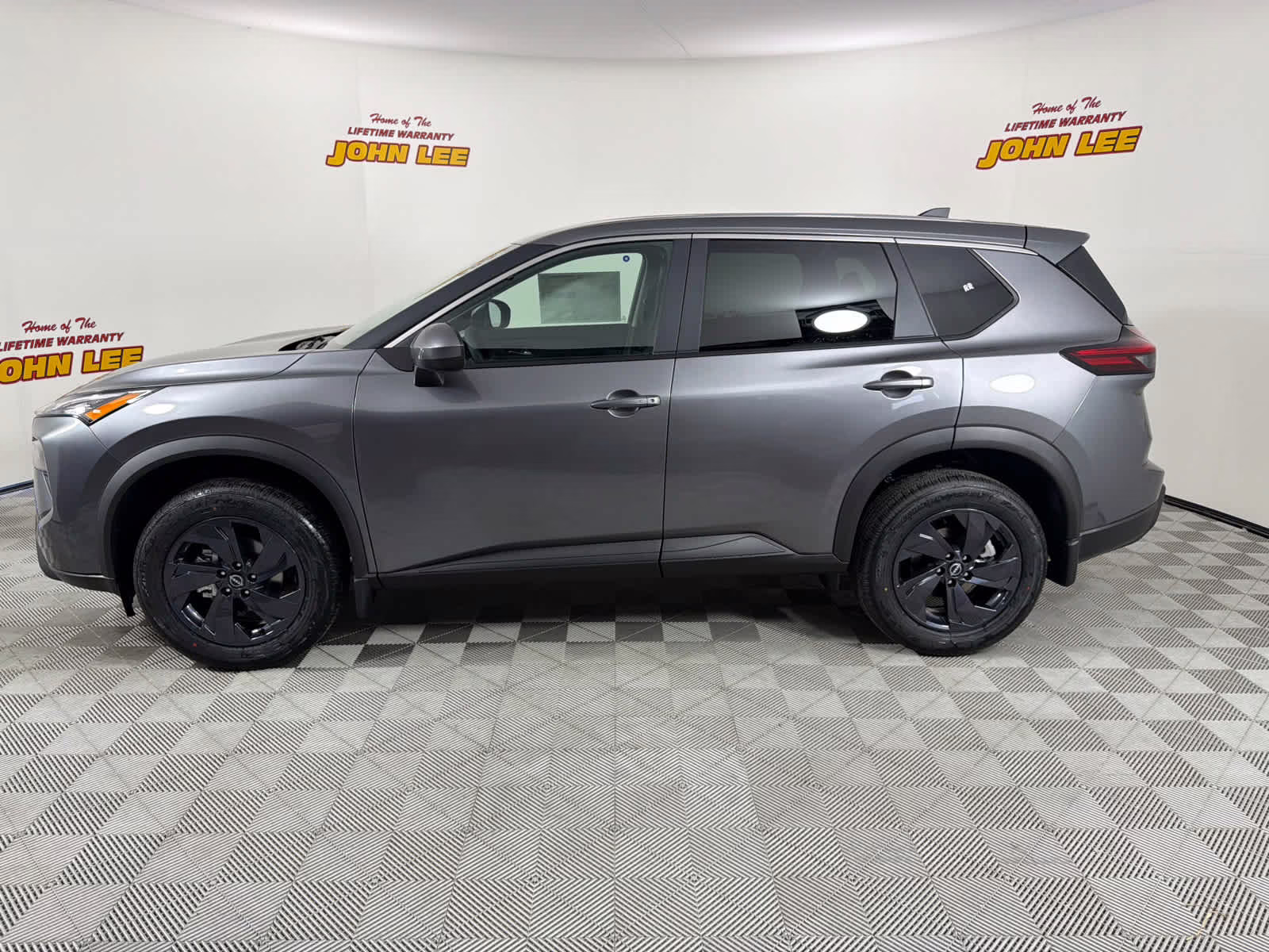 2026 Gun Metallic Nissan Rogue SV FWD SUV
