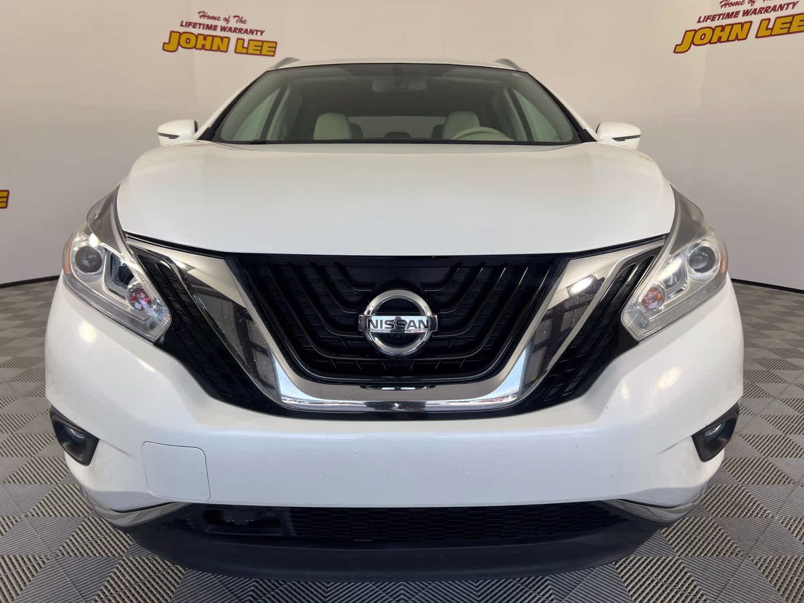 2018 Pearl White Nissan Murano Platinum FWD SUV