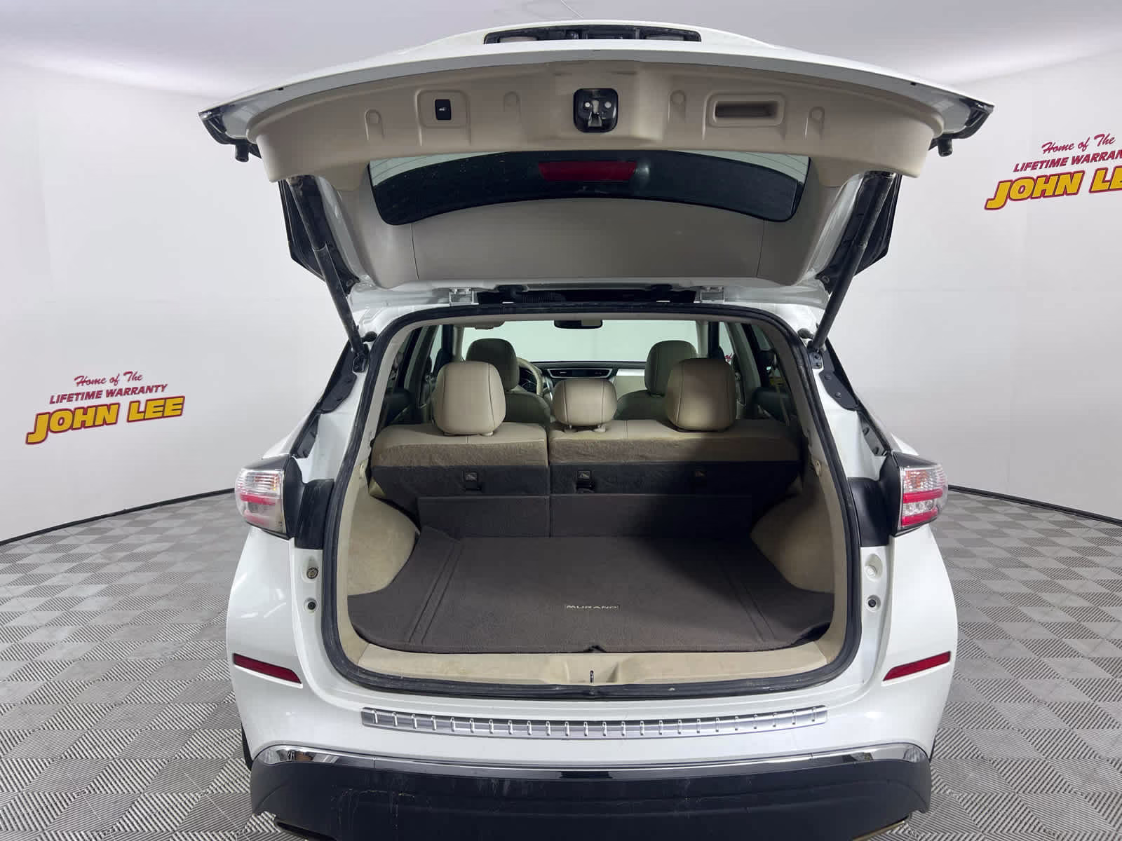 2018 Pearl White Nissan Murano Platinum FWD SUV