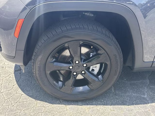 2025 Baltic Gray Metallic Clearcoat Jeep Grand Cherokee L Limited RWD SUV