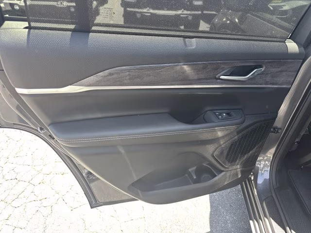 2025 Baltic Gray Metallic Clearcoat Jeep Grand Cherokee L Limited RWD SUV