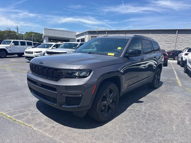 2025 Baltic Gray Metallic Clearcoat Jeep Grand Cherokee L Limited RWD SUV