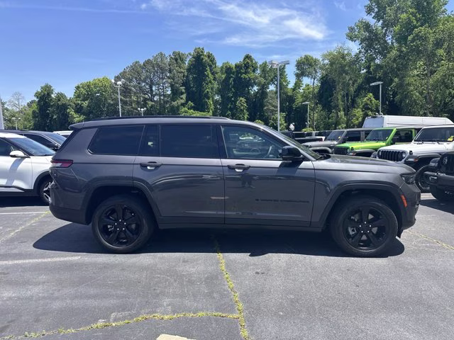 2025 Baltic Gray Metallic Clearcoat Jeep Grand Cherokee L Limited RWD SUV