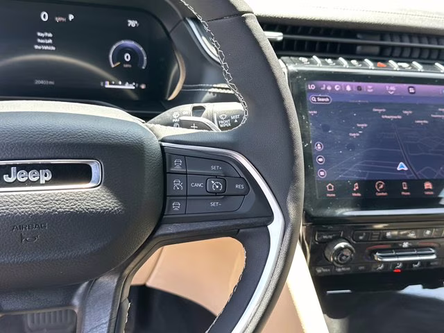 2025 Silver Zynith Jeep Grand Cherokee L Limited 4X4 SUV