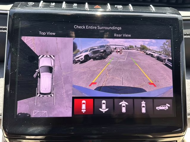 2025 Silver Zynith Jeep Grand Cherokee L Limited 4X4 SUV