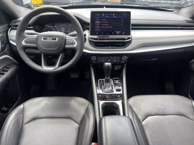 2025 Bright White Clearcoat Jeep Compass Limited 4X4 SUV