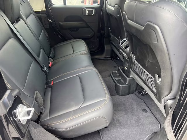2025 Black Clearcoat Jeep Wrangler Sahara 4X4 Convertible