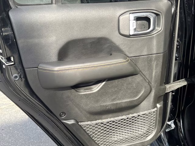 2025 Black Clearcoat Jeep Wrangler Sahara 4X4 Convertible