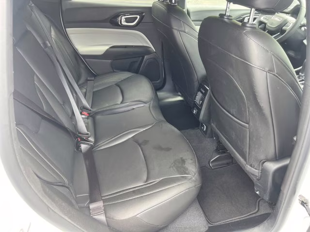 2025 Bright White Clearcoat Jeep Compass Limited 4X4 SUV