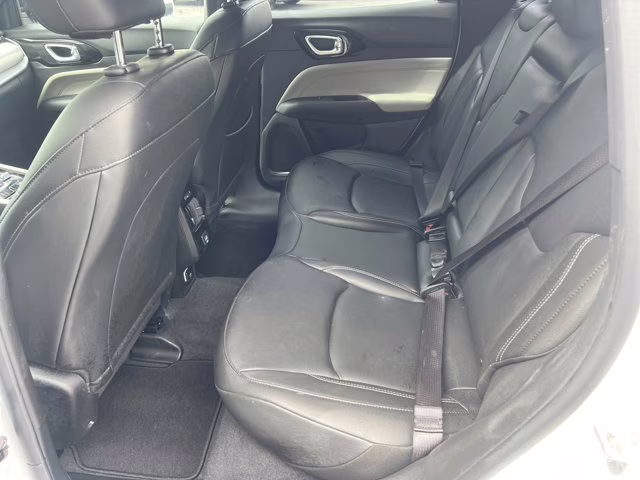 2025 Bright White Clearcoat Jeep Compass Limited 4X4 SUV