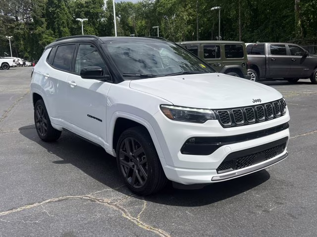 2025 Bright White Clearcoat Jeep Compass Limited 4X4 SUV