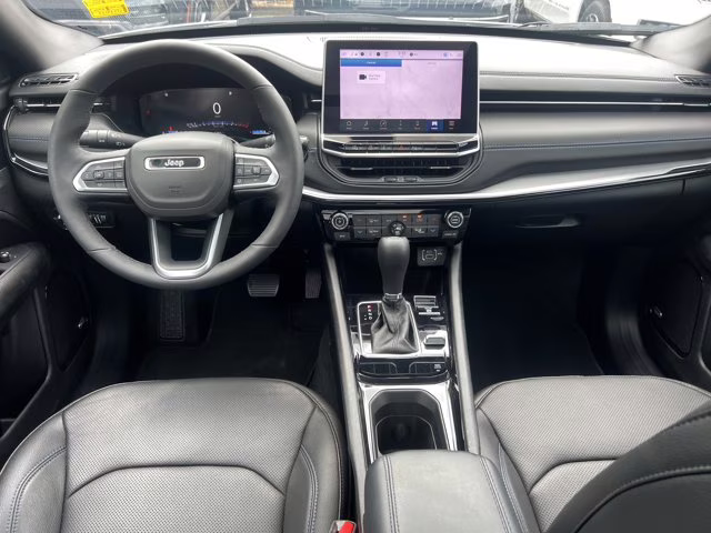 2025 Bright White Clearcoat Jeep Compass Limited 4X4 SUV