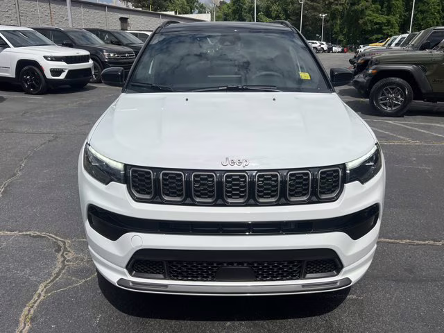 2025 Bright White Clearcoat Jeep Compass Limited 4X4 SUV