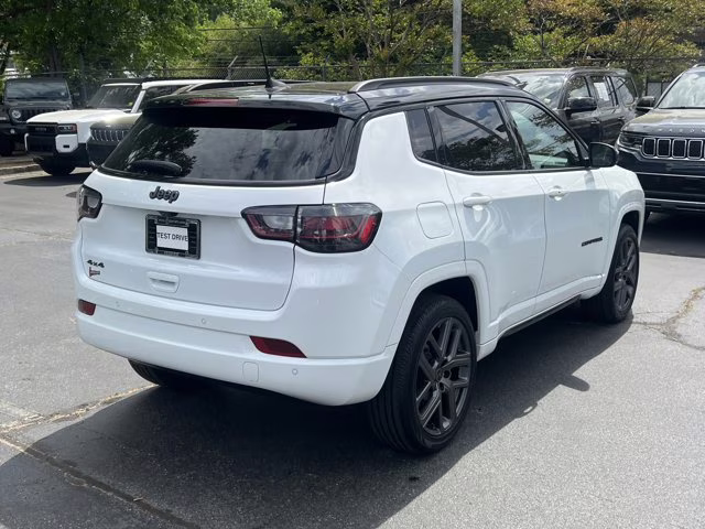 2025 Bright White Clearcoat Jeep Compass Limited 4X4 SUV