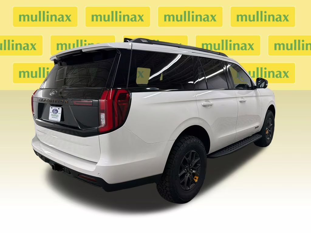 2026 STAR WHITE TRI-COAT Ford Expedition Tremor 4X4 SUV