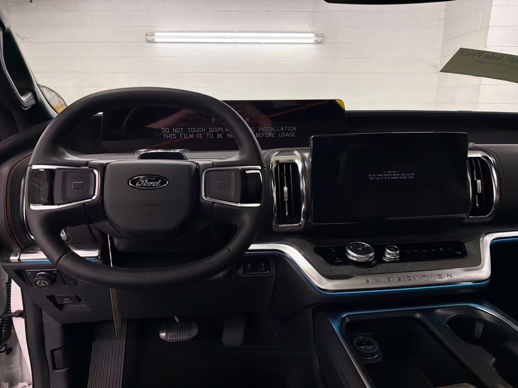 2026 STAR WHITE TRI-COAT Ford Expedition Tremor 4X4 SUV