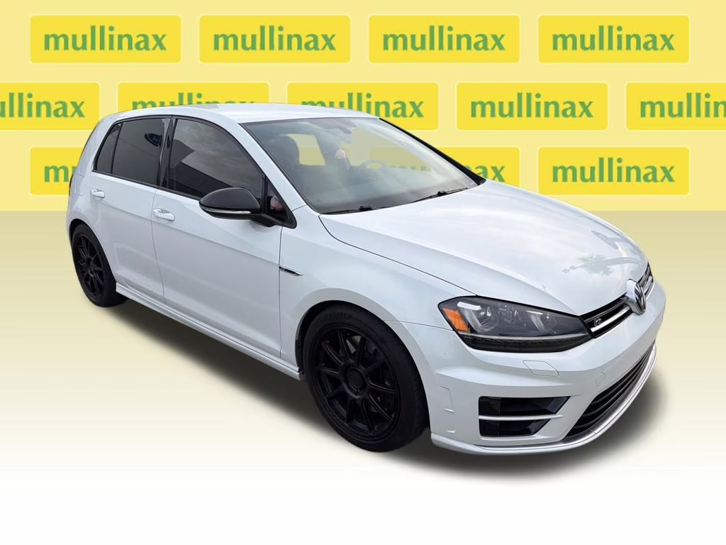 2016 Oryx White Pearl Volkswagen Golf R DCC & Navigation 4Motion AWD Hatchback