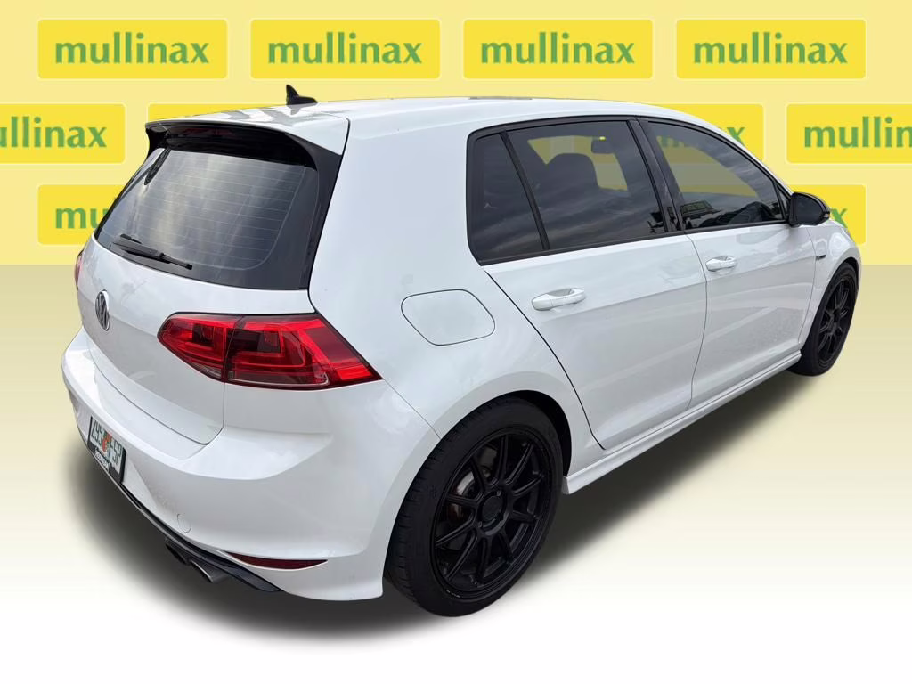 2016 Oryx White Pearl Volkswagen Golf R DCC & Navigation 4Motion AWD Hatchback