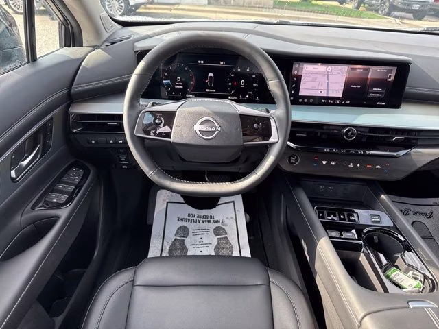 2025 Boulder Gray Pearl/Super Black Nissan Murano SL AWD SUV