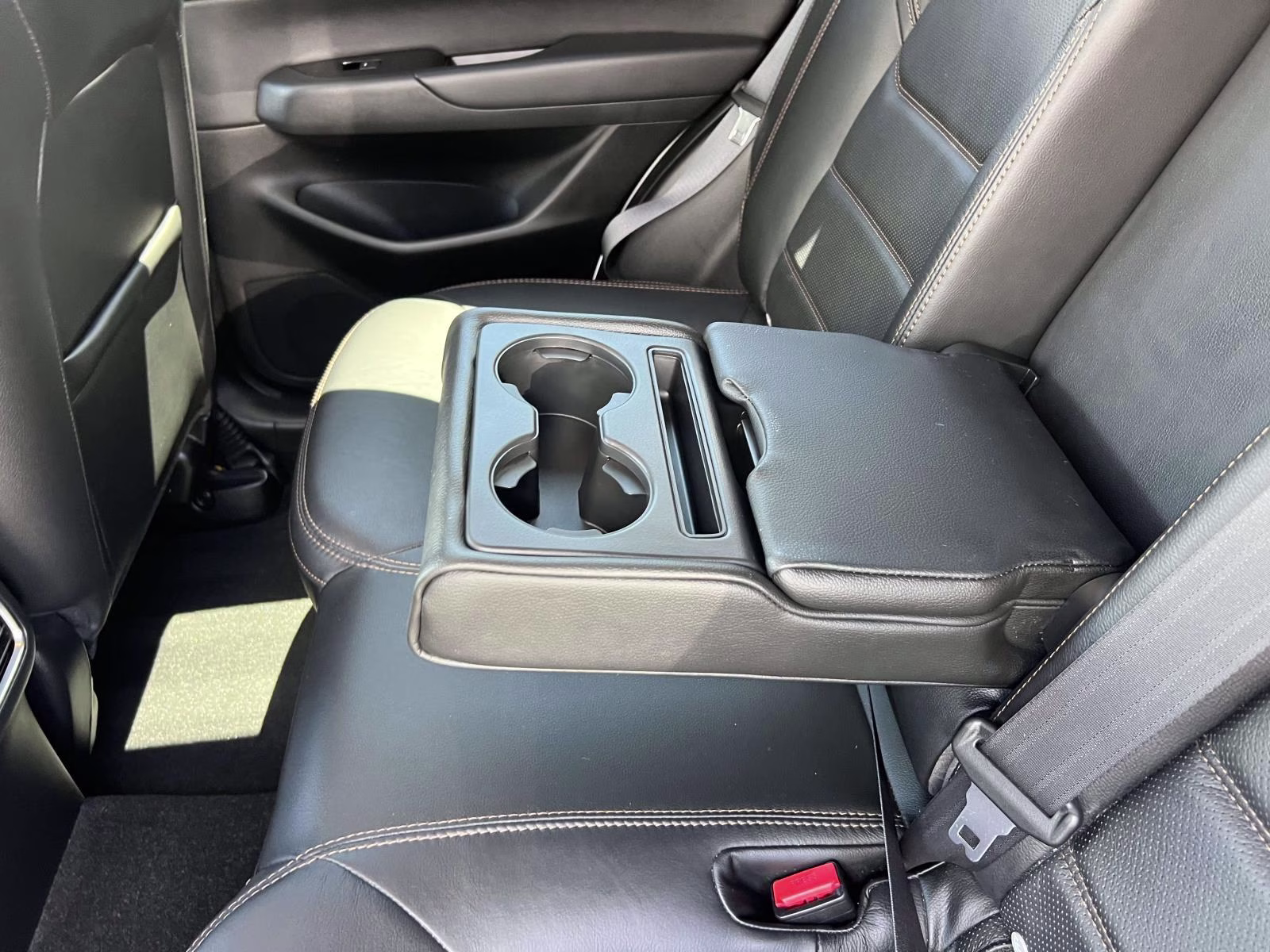 2023 White Mazda CX-5 2.5 S Preferred Package AWD SUV
