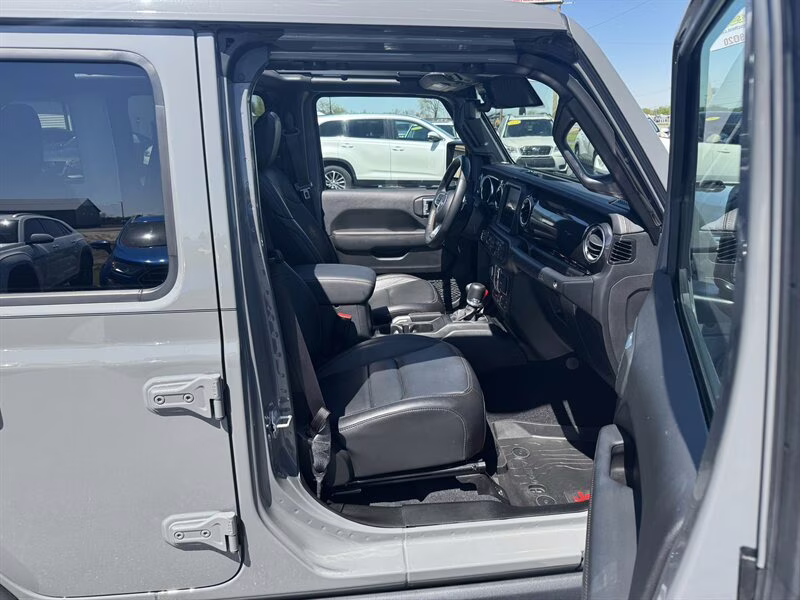 2023 Sting-Gray Clear Coat Jeep Wrangler Rubicon 392 ONE TOUCH ROOF!! 4X4 SUV