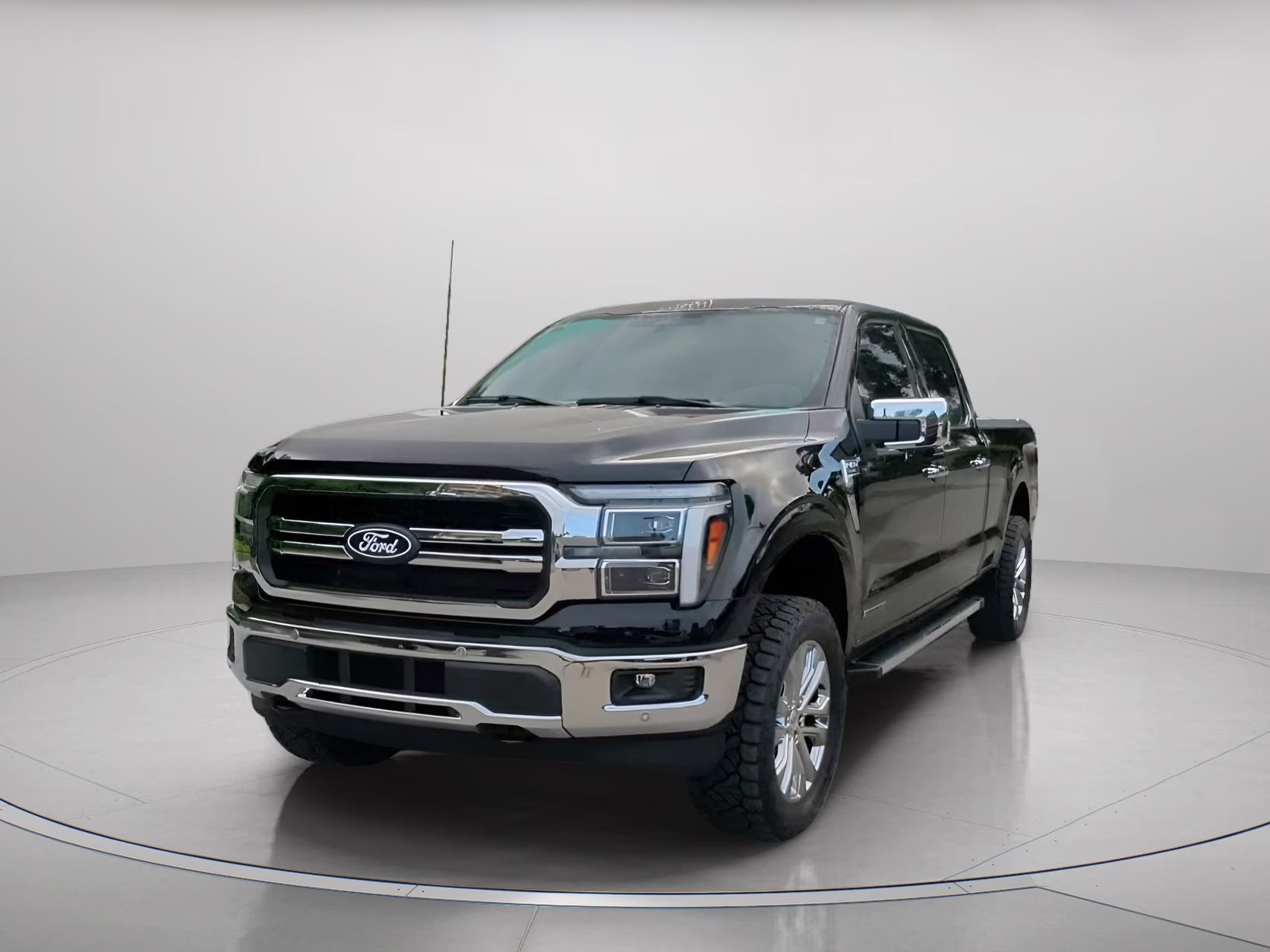 2025 Agate Black Metallic Ford F-150 LARIAT Crew Cab Pickup 4X4 Truck