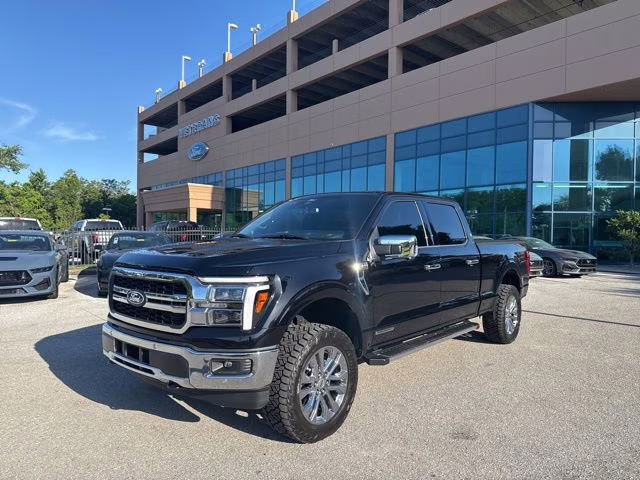 2025 Agate Black Metallic Ford F-150 LARIAT Crew Cab Pickup 4X4 Truck