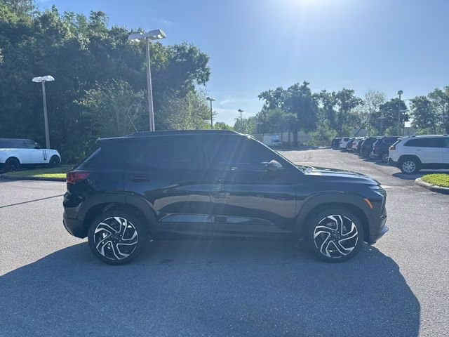 2025 Mosaic Black Metallic Chevrolet Trailblazer RS FWD SUV