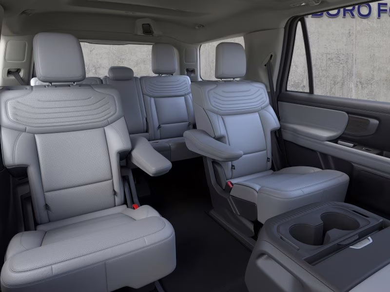 2026 Space Silver Metallic Ford Expedition Platinum 4X4 SUV