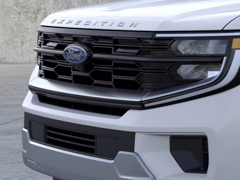 2026 Space Silver Metallic Ford Expedition Platinum 4X4 SUV