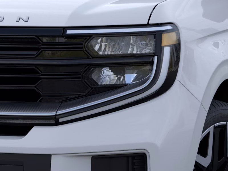 2026 Space Silver Metallic Ford Expedition Platinum 4X4 SUV