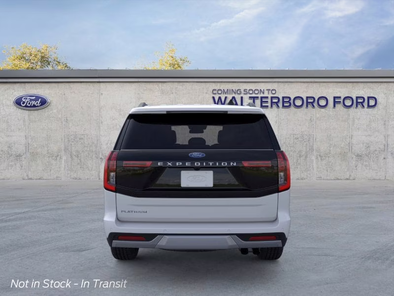2026 Space Silver Metallic Ford Expedition Platinum 4X4 SUV