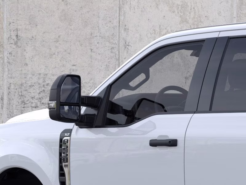 2026 Oxford White Ford Super Duty F-250 SRW XLT 4X4 Truck