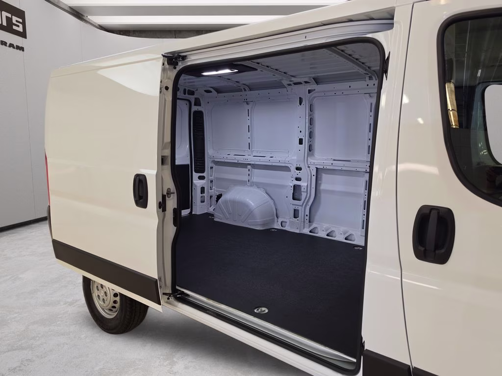 2026 Bright White Clearcoat Ram ProMaster 1500 Low Roof FWD Van