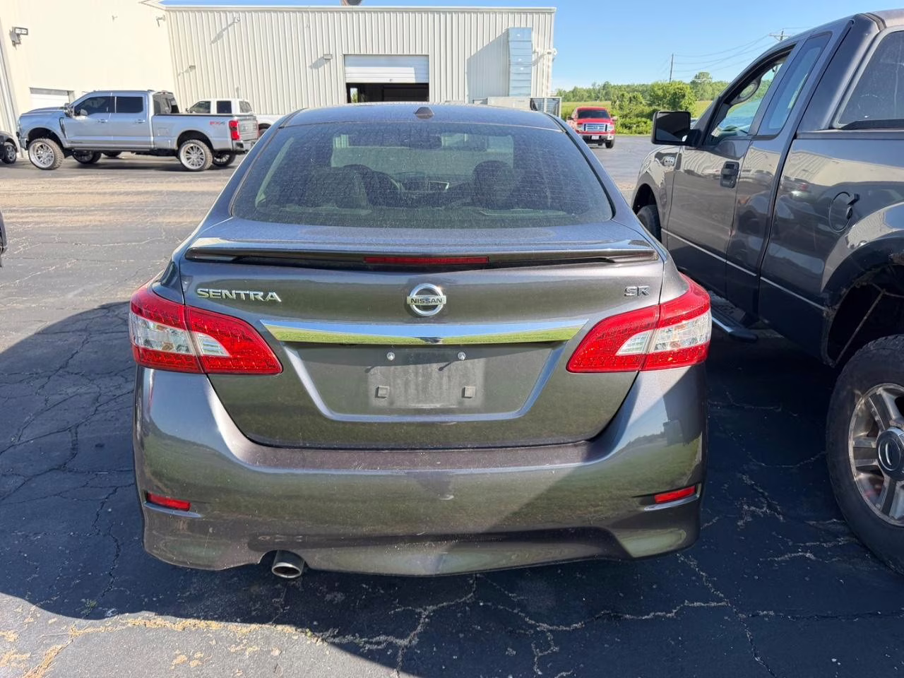 2015 Gun Metallic Nissan Sentra SR FWD Sedan