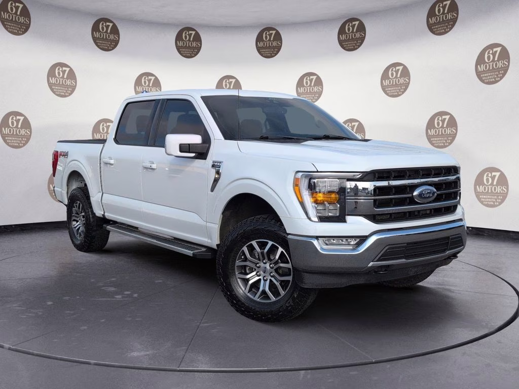 2022 Oxford White Ford F-150 Lariat 4X4 Truck