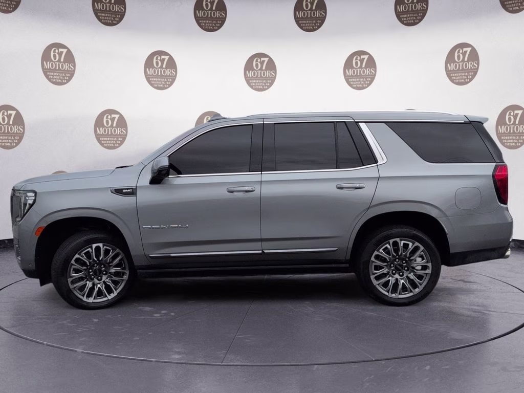 2023 Sterling Metallic GMC Yukon Denali Ultimate 4X4 SUV