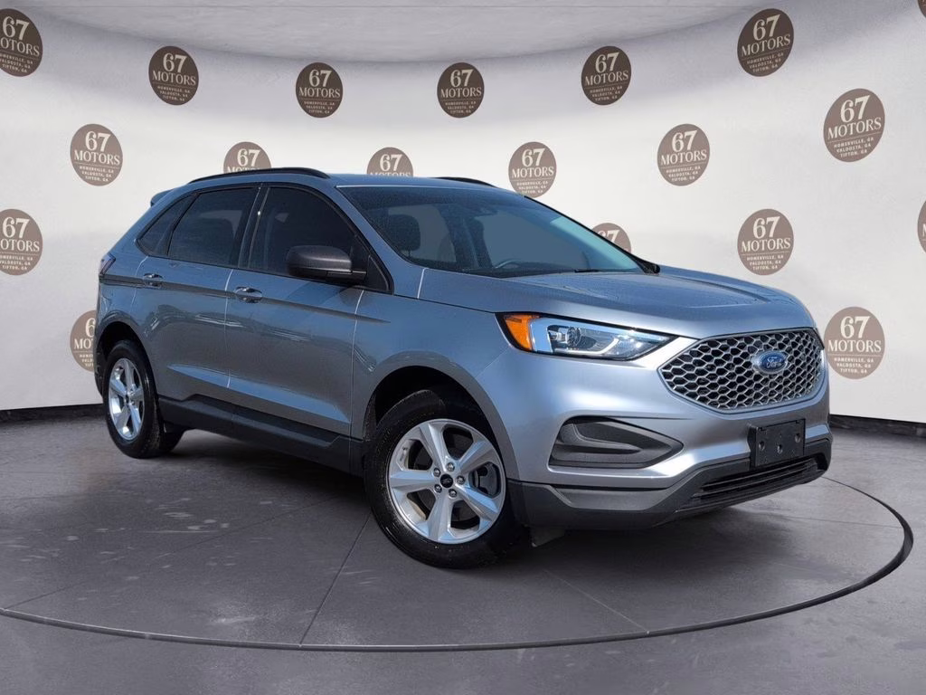 2024 Silver Metallic Ford Edge SE AWD SUV