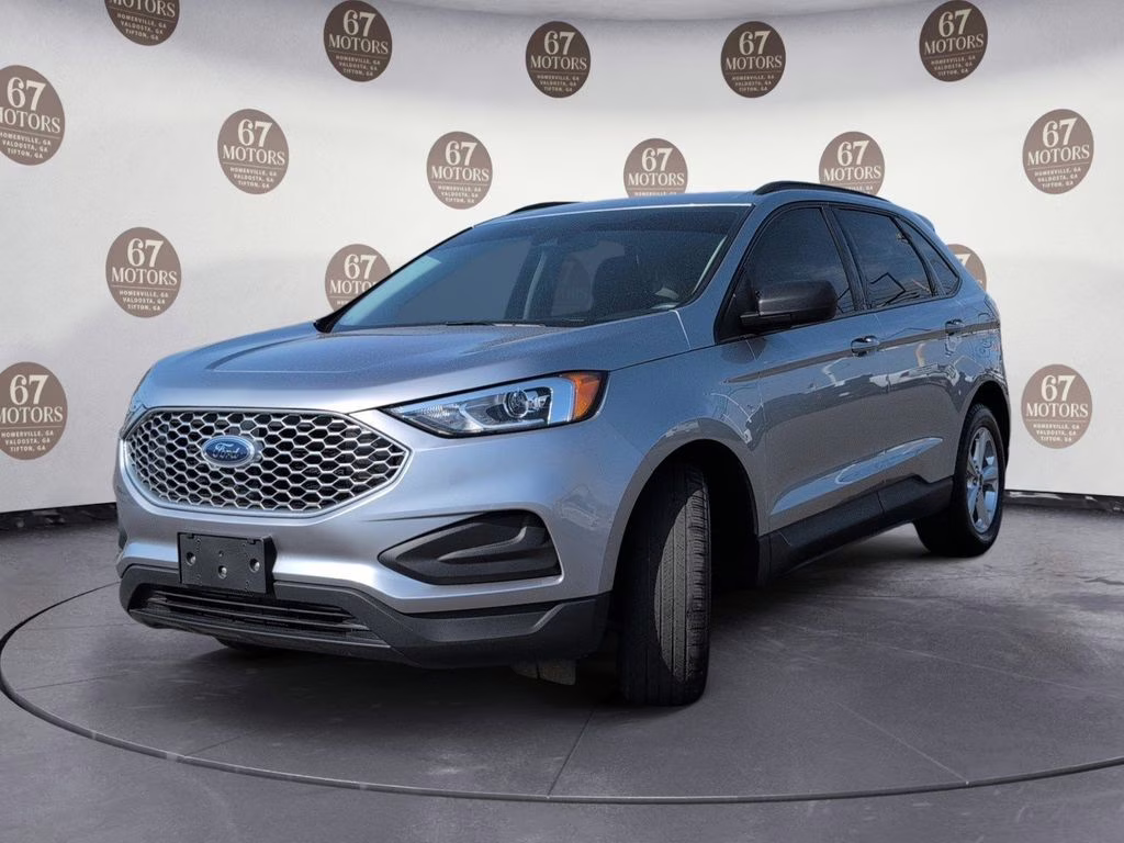 2024 Silver Metallic Ford Edge SE AWD SUV