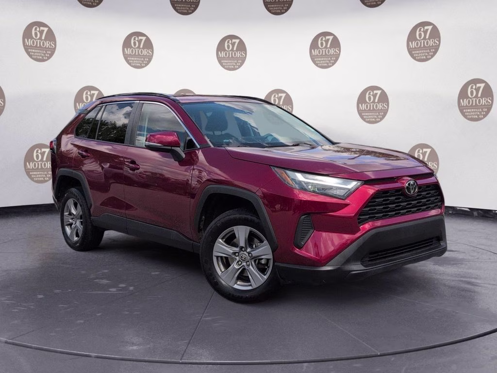 2022 Pearl Toyota RAV4 XLE FWD SUV