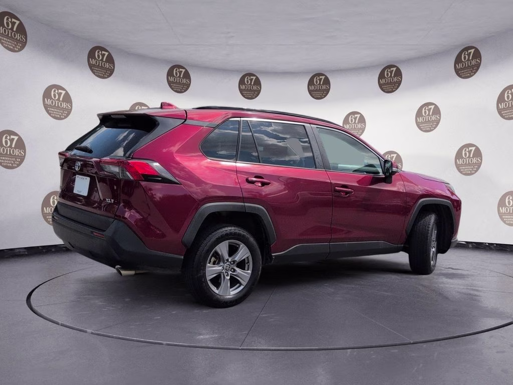 2022 Pearl Toyota RAV4 XLE FWD SUV