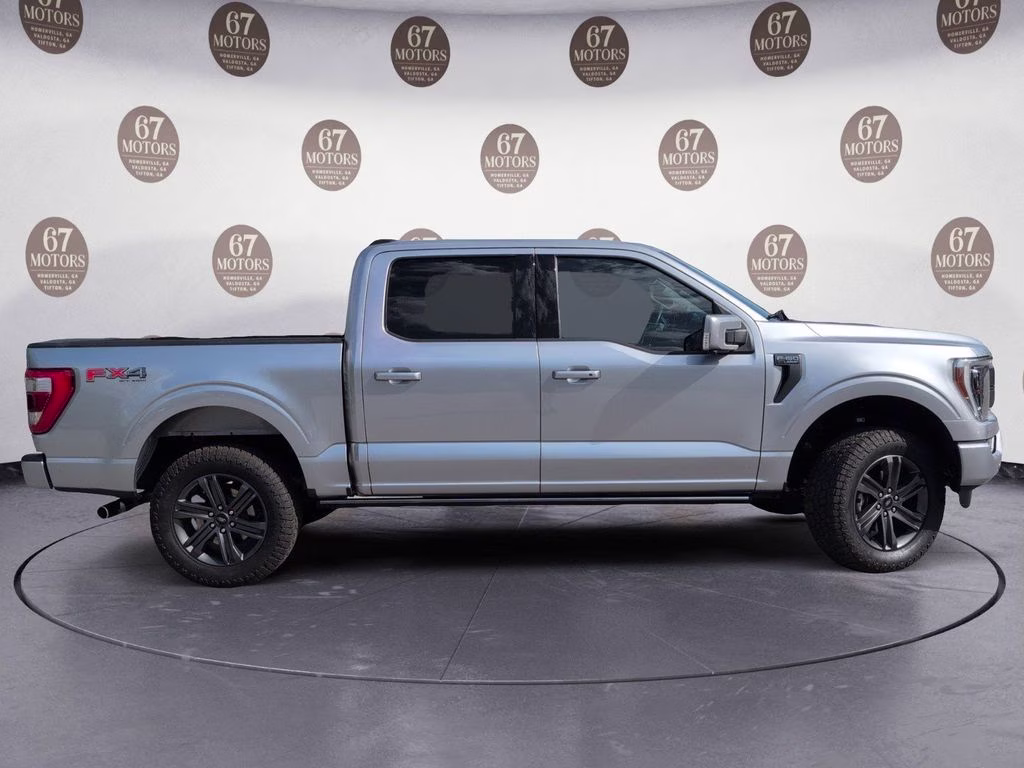 2023 Silver Metallic Ford F-150 Lariat 4X4 Truck